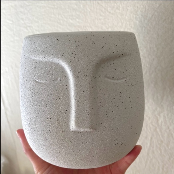 Ceramic Face Vase - Planter - Textured Ceramic Vase - Picture 10 of 11